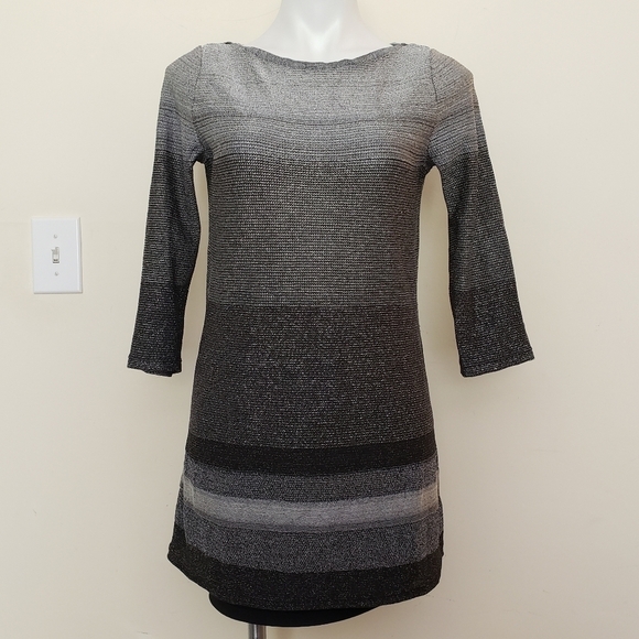 White House Black Market Metallic Silver Top - Picture 2 of 14